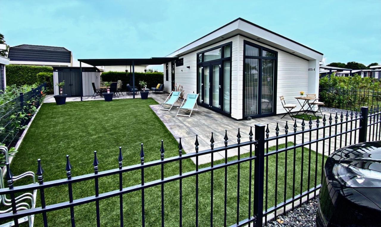 Ferienhaus Luxchalet #Vaju Lathum# Am See, Strand, Pool, Nationalpark Zewnętrze zdjęcie