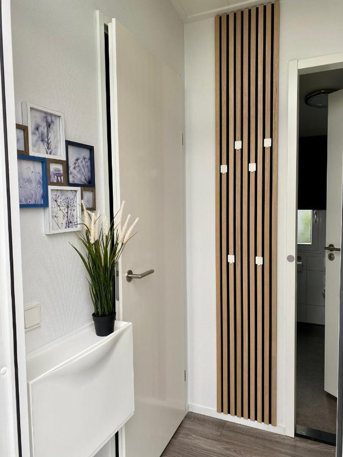 Ferienhaus Luxchalet #Vaju Lathum# Am See, Strand, Pool, Nationalpark Zewnętrze zdjęcie