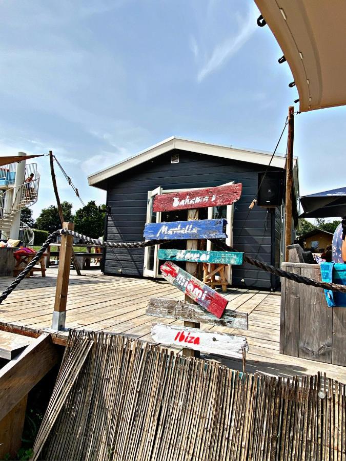 Ferienhaus Luxchalet #Vaju Lathum# Am See, Strand, Pool, Nationalpark Zewnętrze zdjęcie