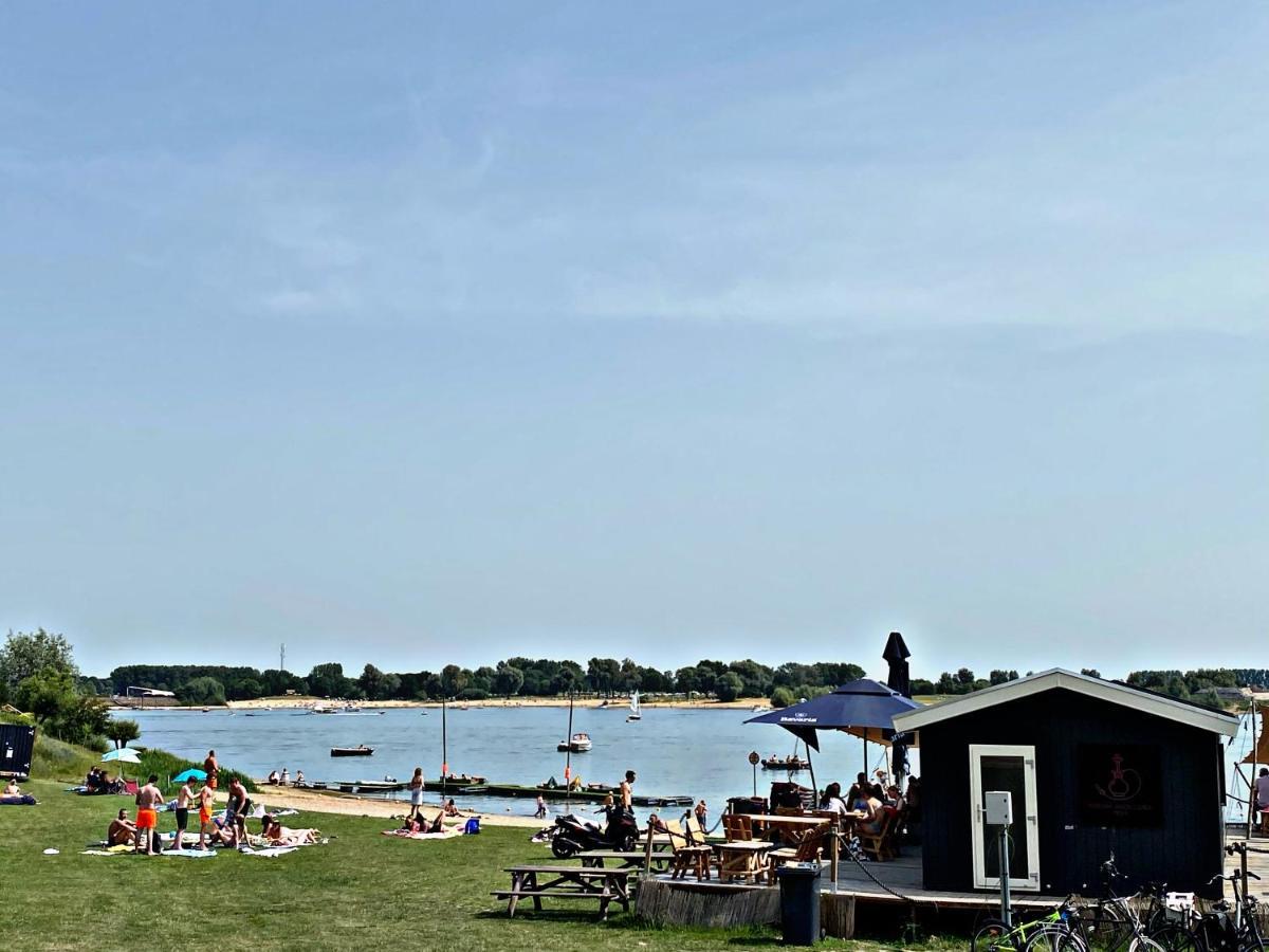 Ferienhaus Luxchalet #Vaju Lathum# Am See, Strand, Pool, Nationalpark Zewnętrze zdjęcie